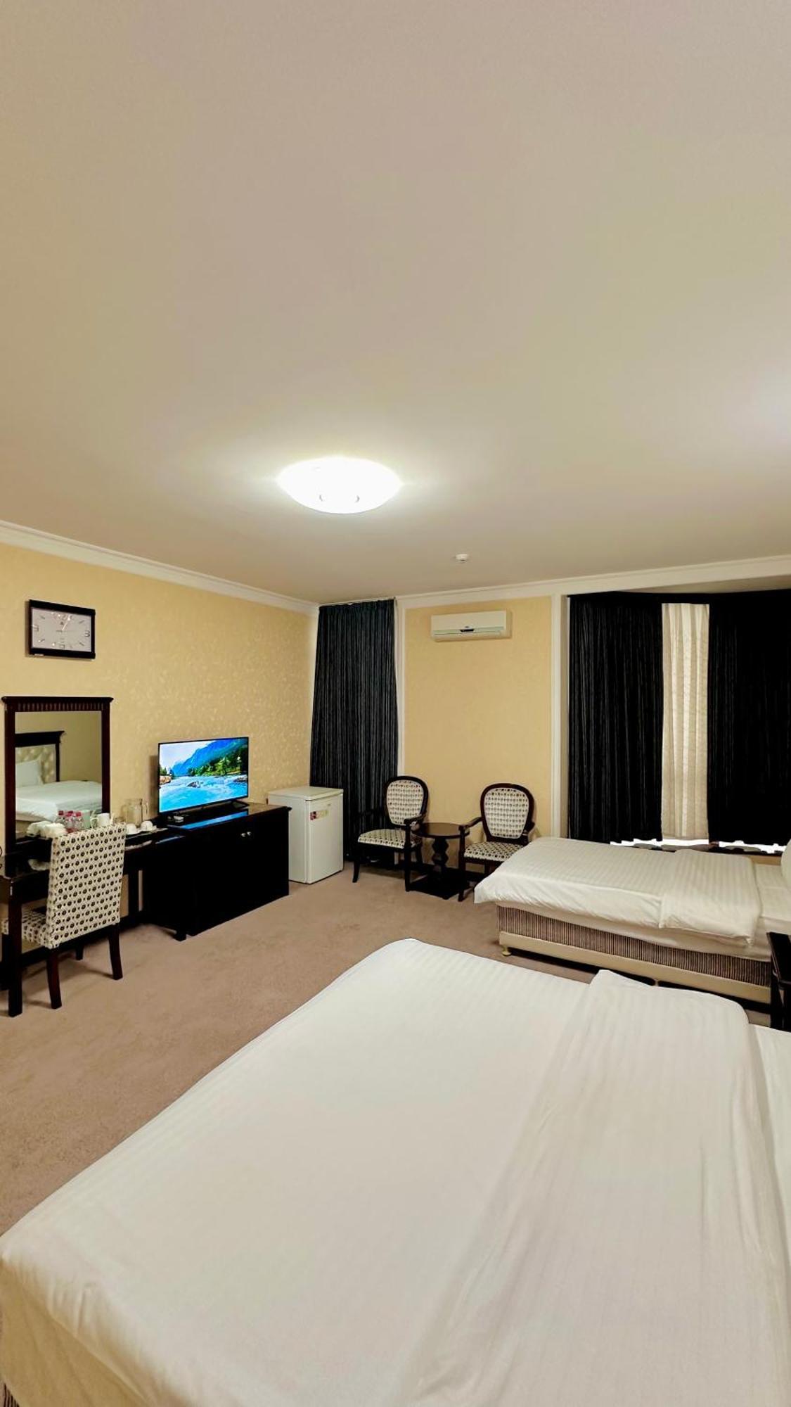 Hayot Hotel Tachkent Extérieur photo