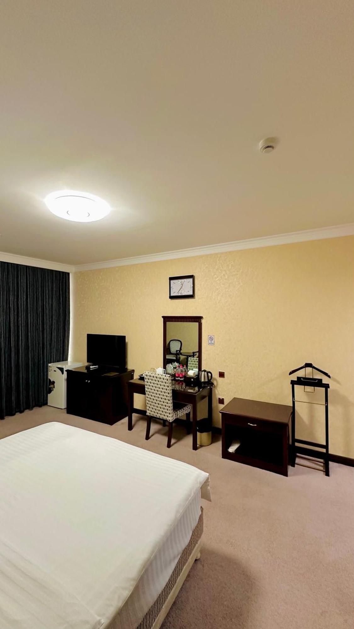 Hayot Hotel Tachkent Extérieur photo